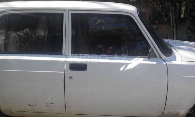 LADA (VAZ) 2107 1992, 112,000 km - 1.6 l - Ucar
