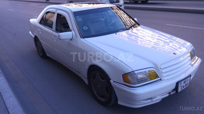 Mercedes C 230 1996, 335,000 km - 2.3 l - Bakı