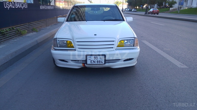 Mercedes C 230 1996, 335,000 km - 2.3 l - Bakı