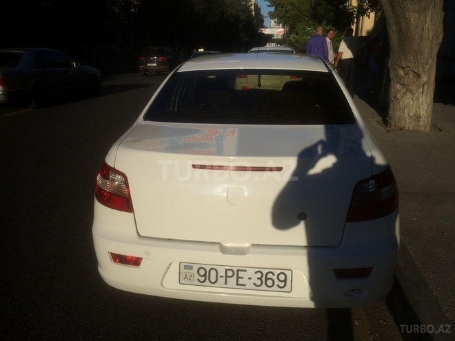 Iran Khodro Runna 2014, 126,000 km - 1.6 l - Bakı