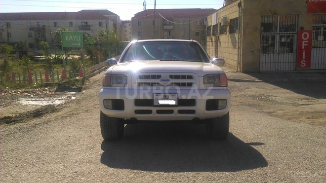 Nissan Pathfinder 2001, 127,000 km - 3.5 l - Bakı