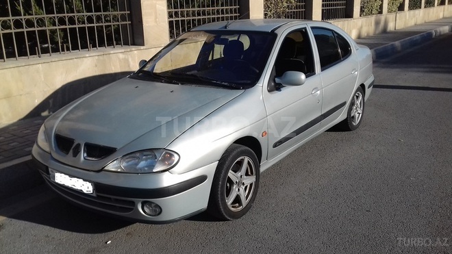 Renault Megane 2002, 214,000 km - 1.6 l - Bakı