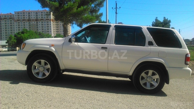 Nissan Pathfinder 2001, 127,000 km - 3.5 l - Bakı