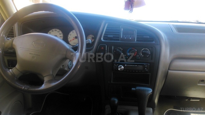 Nissan Pathfinder 2001, 127,000 km - 3.5 l - Bakı