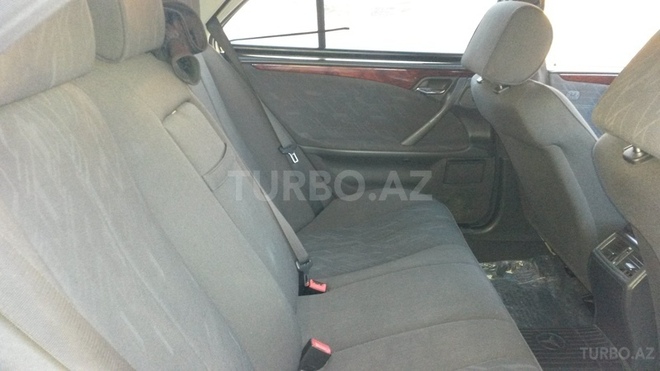 Mercedes E 200 2000, 215,000 km - 2.0 l - Şəki