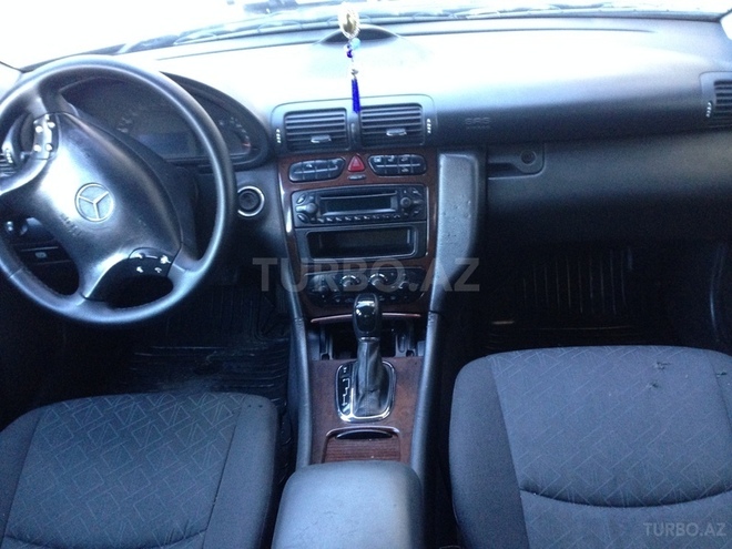 Mercedes C 220 2000, 315,000 km - 2.2 l - Bakı