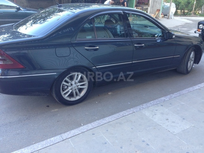 Mercedes C 220 2000, 315,000 km - 2.2 l - Bakı