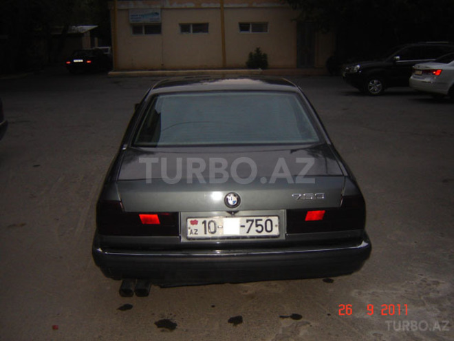 BMW 750 1990, 300,000 km - 5.0 л - Bakı