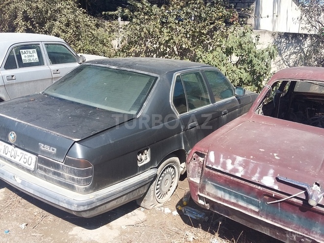 BMW 750 1990, 300,000 km - 5.0 л - Bakı
