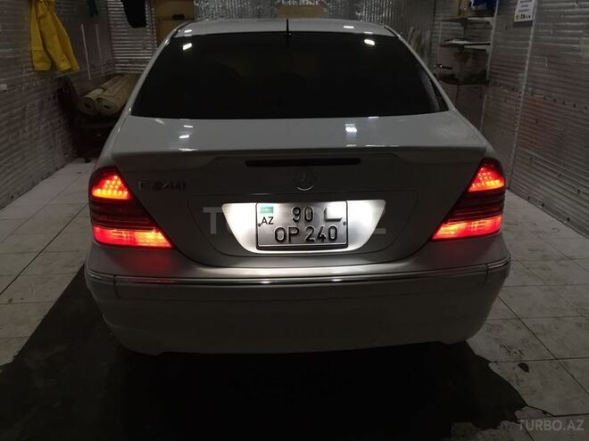 Mercedes C 240 2001, 220,000 km - 2.4 l - Bakı