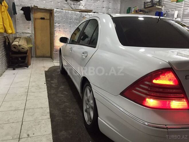 Mercedes C 240 2001, 220,000 km - 2.4 l - Bakı