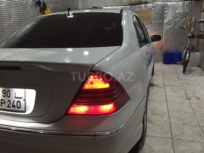 Mercedes C 240 2001, 220,000 km - 2.4 l - Bakı