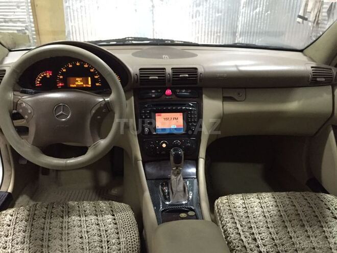 Mercedes C 240 2001, 220,000 km - 2.4 l - Bakı