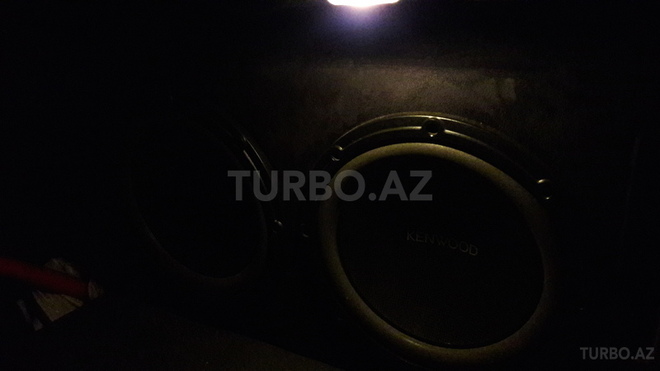 Mercedes E 280 1997, 315,000 km - 2.8 l - Bakı