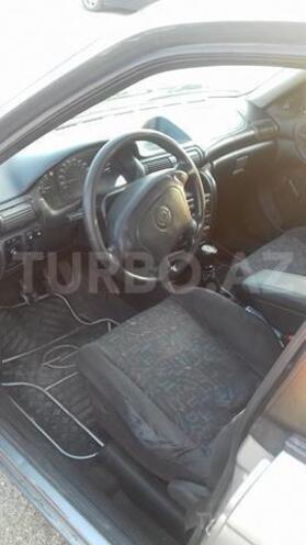 Opel Astra 1996, 200,000 km - 1.6 l - Bakı