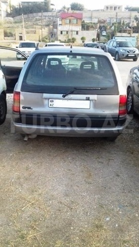 Opel Astra 1996, 200,000 km - 1.6 l - Bakı