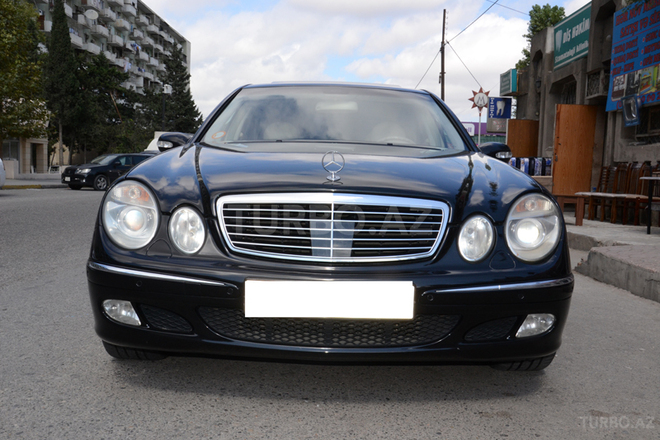 Mercedes E 240 2002, 221,000 km - 2.6 л - Bakı