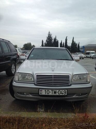 Mercedes C 220 1998, 116,000 km - 2.4 l - Bakı