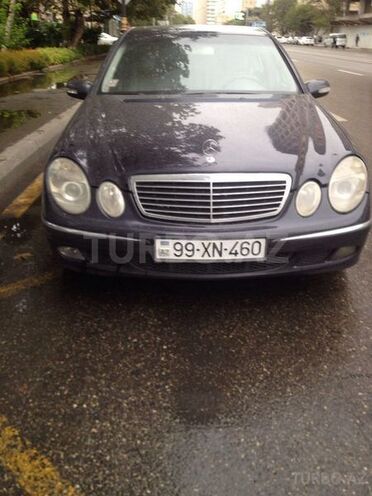 Mercedes E 240 2003, 265,000 km - 2.6 l - Bakı