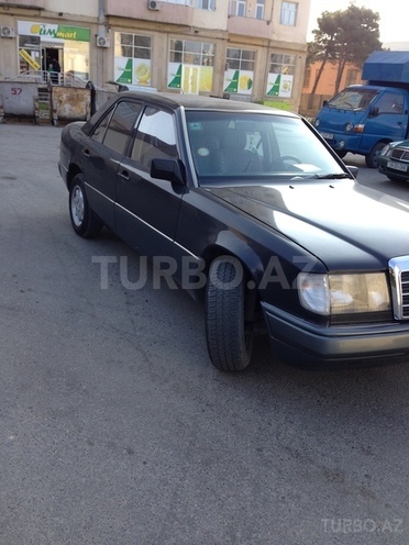 Mercedes E 230 1992, 350,000 km - 2.3 л - Bakı