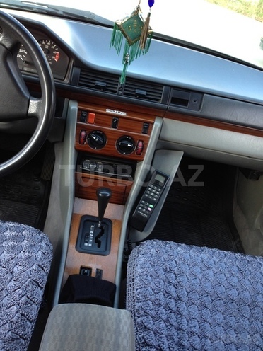 Mercedes E 230 1992, 350,000 km - 2.3 л - Bakı
