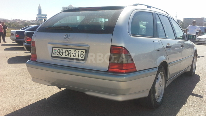 Mercedes C 180 1999, 215,000 km - 1.8 л - Bakı