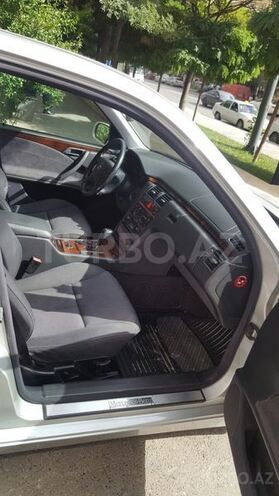 Mercedes E 220 2000, 230,000 km - 2.2 l - Bakı