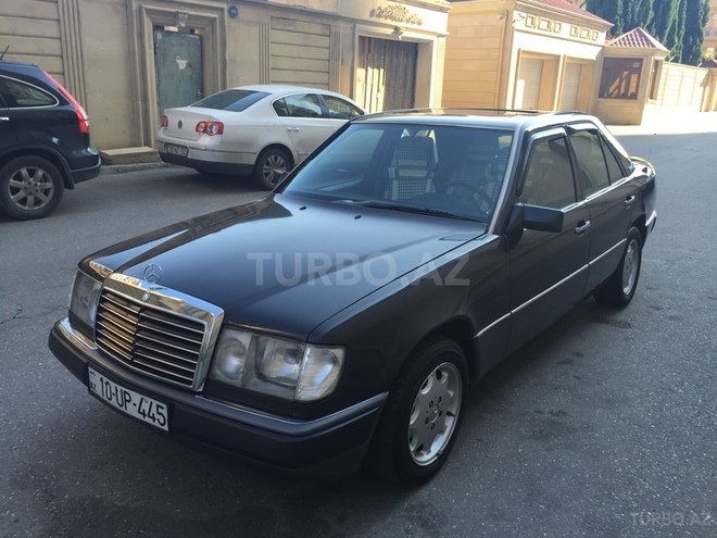 Mercedes E 200 1991, 176,577 km - 2.0 l - Bakı