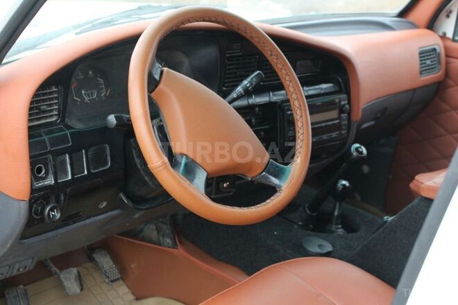 Toyota Land Cruiser 1992, 355,000 km - 4.5 l - Bakı