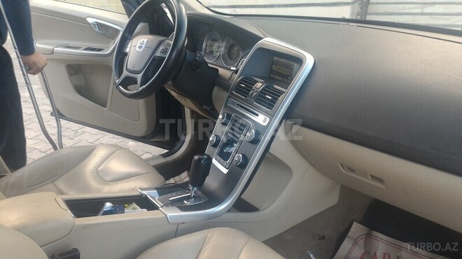 Volvo XC60 2011, 77,000 km - 2.0 л - Xırdalan