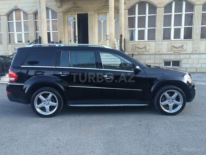 Mercedes GL 550 2009, 162,000 km - 5.5 l - Bakı