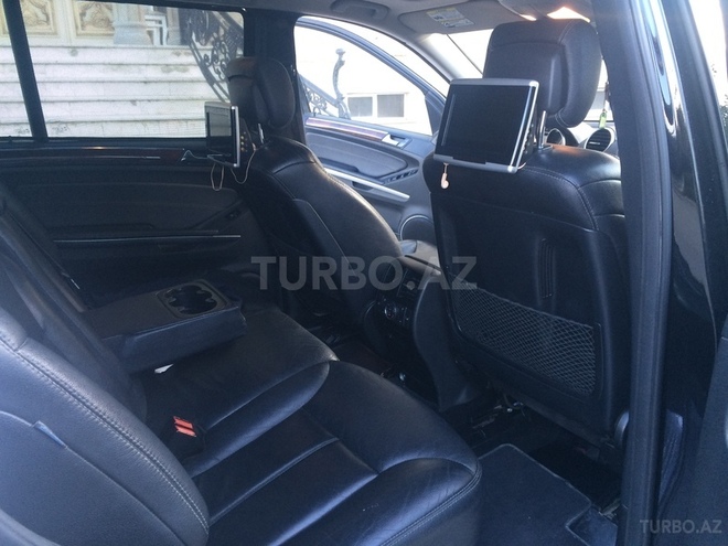 Mercedes GL 550 2009, 162,000 km - 5.5 l - Bakı
