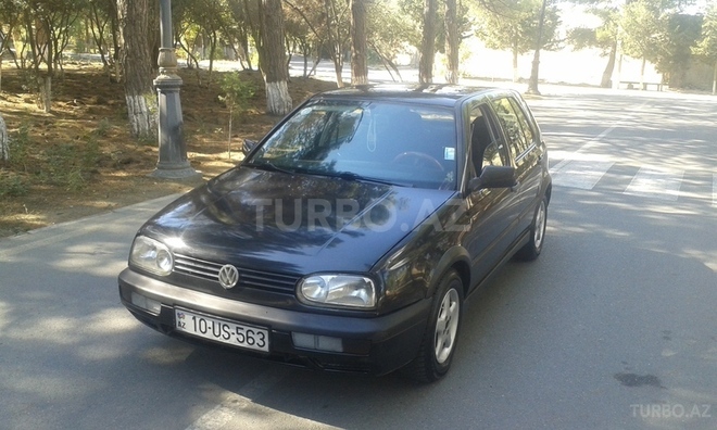 Volkswagen Golf 1995, 250,000 km - 2.0 l - Sumqayıt