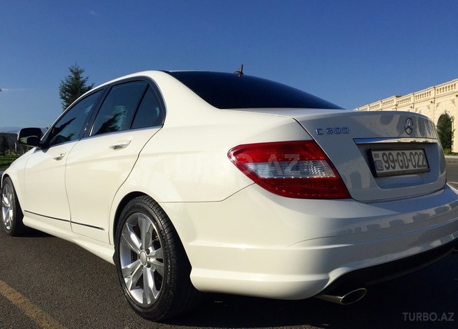 Mercedes C 300 2008, 61,000 km - 3.0 l - Bakı