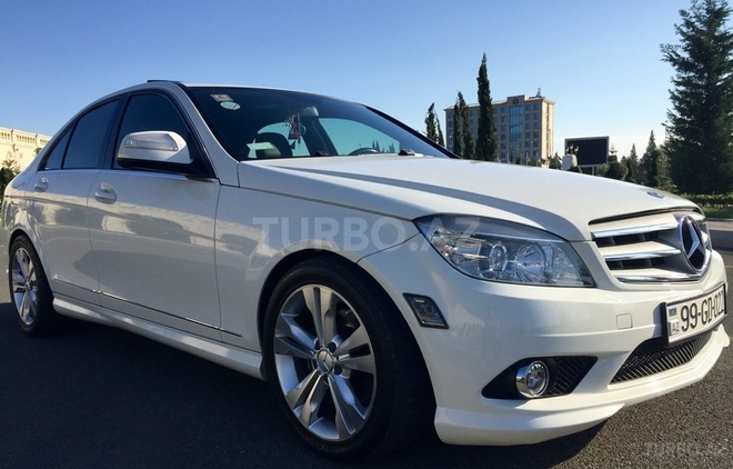 Mercedes C 300 2008, 61,000 km - 3.0 l - Bakı