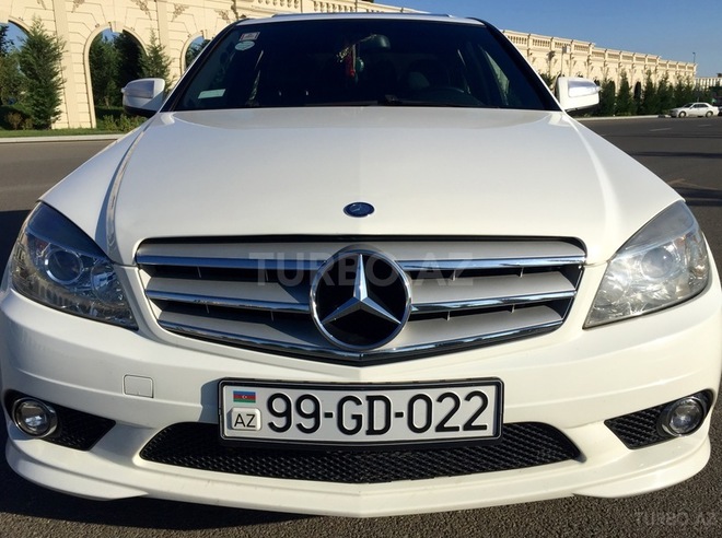 Mercedes C 300 2008, 61,000 km - 3.0 l - Bakı