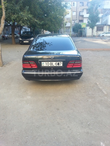 Mercedes E 280 1999, 205,000 km - 2.8 l - Gəncə