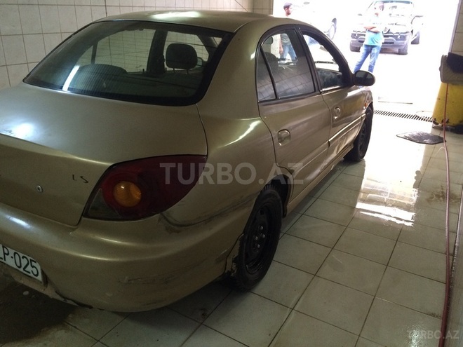 Kia Rio 2004, 225,678 km - 2.0 l - Bakı