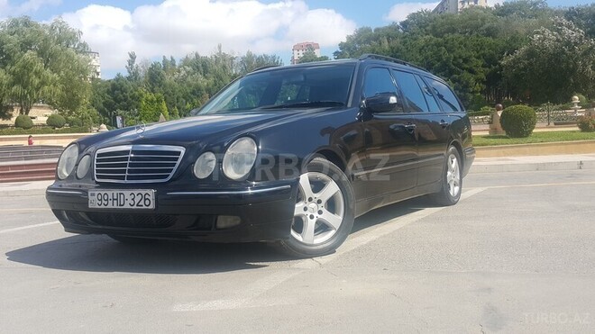Mercedes E 270 2001, 210,000 km - 2.7 л - Bakı