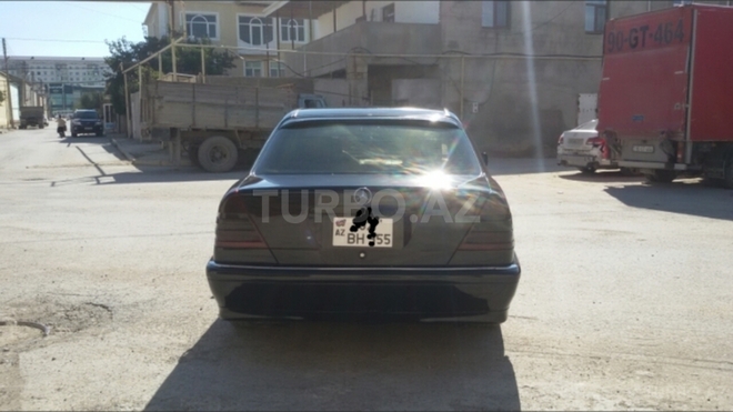 Mercedes C 230 1998, 261,000 km - 2.3 л - Sumqayıt