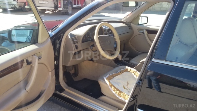 Mercedes C 230 1998, 261,000 km - 2.3 л - Sumqayıt