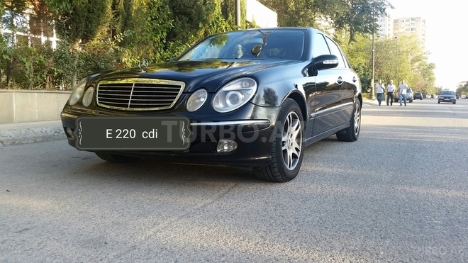Mercedes E 220 2003, 333,000 km - 2.2 l - Bakı