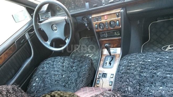 Mercedes E 200 1994, 25,000 km - 2.0 l - Bakı