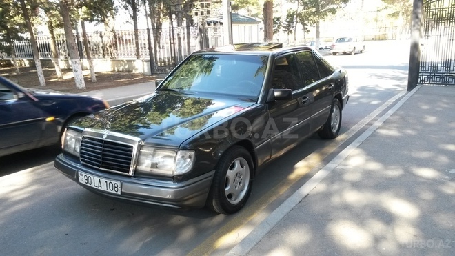 Mercedes E 200 1994, 25,000 km - 2.0 l - Bakı