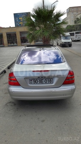 Mercedes E 320 2004, 144,000 km - 3.2 l - Bakı