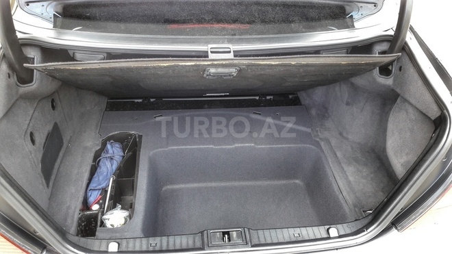 Mercedes E 320 2004, 144,000 km - 3.2 l - Bakı