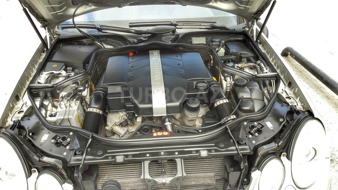 Mercedes E 320 2004, 144,000 km - 3.2 l - Bakı