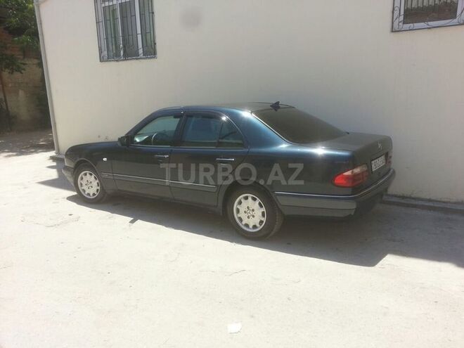 Mercedes E 200 1998, 392,000 km - 2.0 l - Bakı