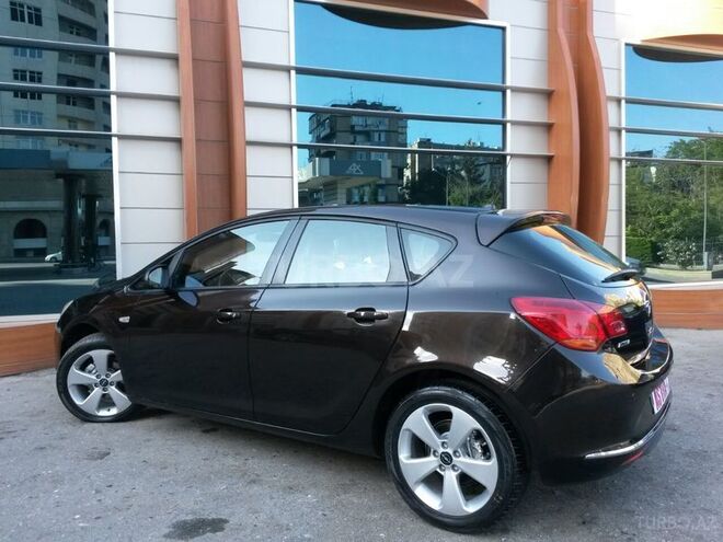 Opel Astra 2012, 50,100 km - 1.4 l - Bakı
