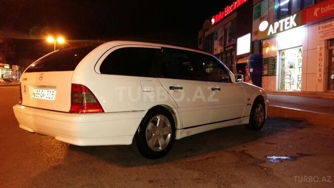 Mercedes C 220 1998, 318,000 km - 2.2 л - Bakı